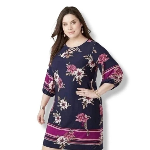 Sandra Darren Dresses & Skirts - Sandra Darren Navy and Pink Criss-Cross Dress